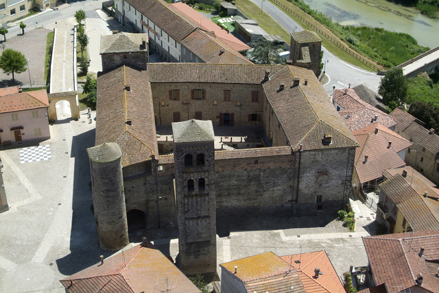 Visite guidate domenica 16 maggio al castello di Monastero Bormida